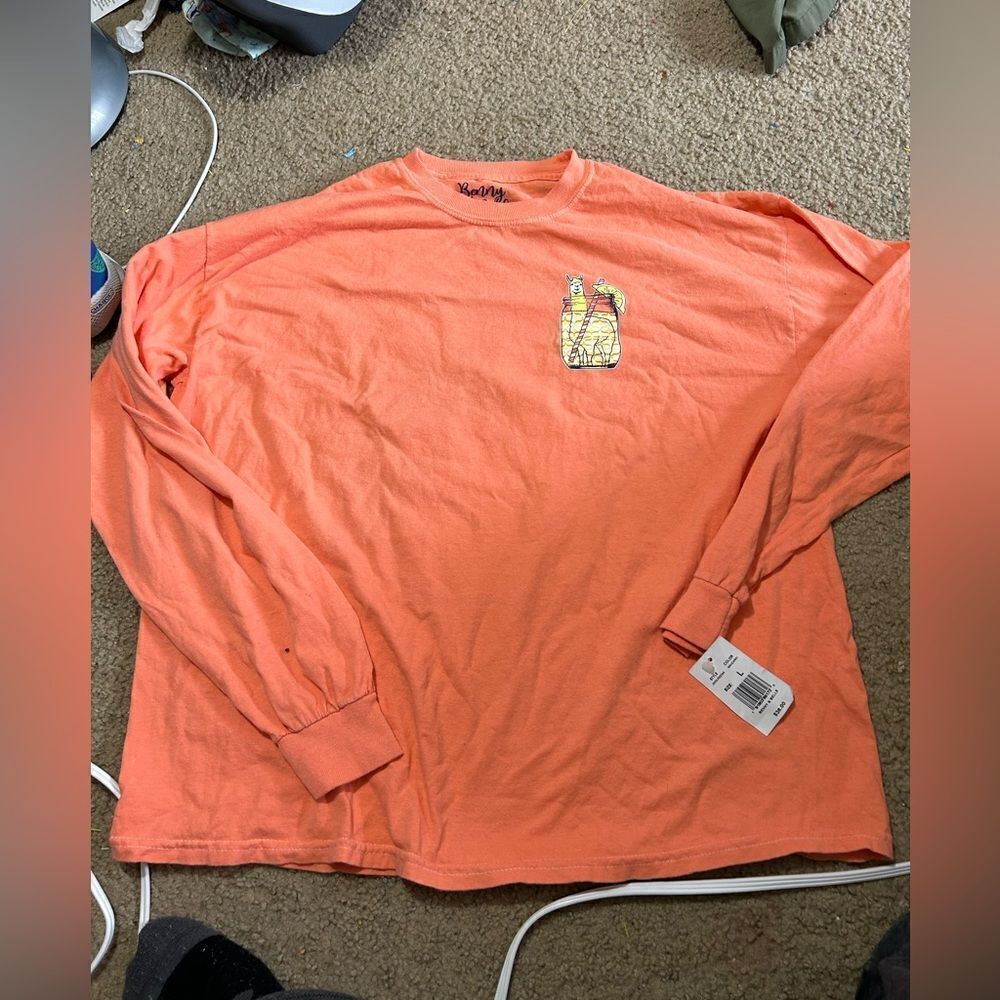 Llama Tshirt NWT